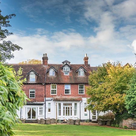 Moorhill House Bed & Breakfast Burley Exterior photo