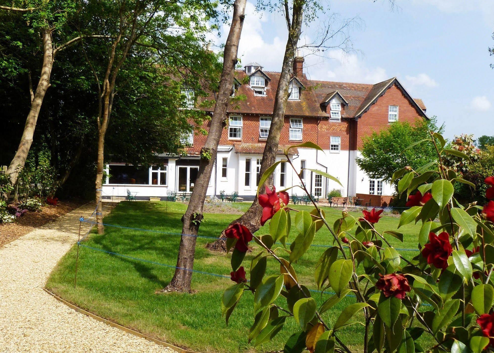 Moorhill House Bed & Breakfast Burley Exterior photo